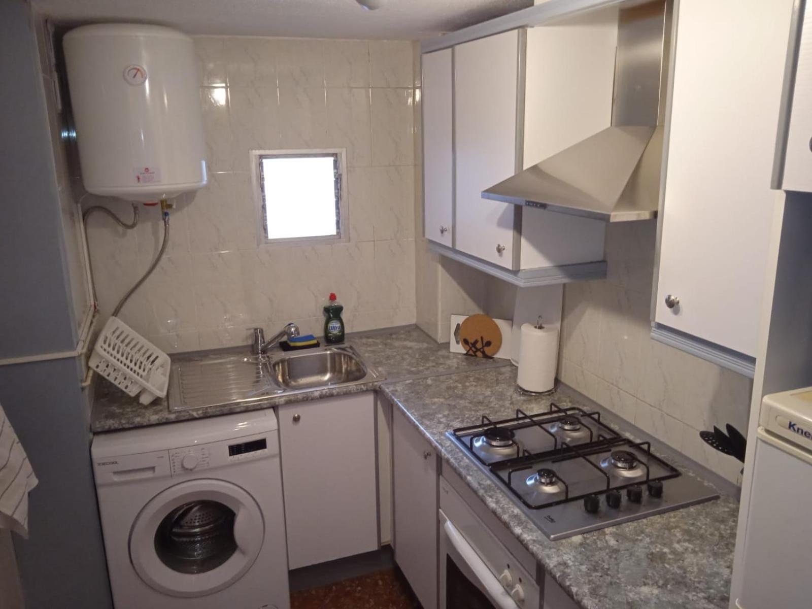 Edificio Gijon Newly Renovated Two-Bedroom Apartment Benidorm Kültér fotó
