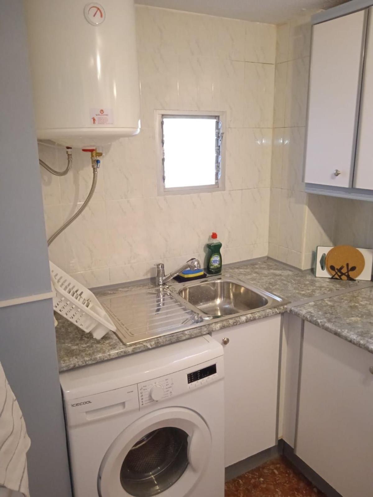 Edificio Gijon Newly Renovated Two-Bedroom Apartment Benidorm Kültér fotó